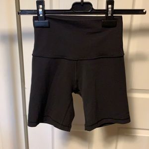 Lululemon 6” Align Shorts